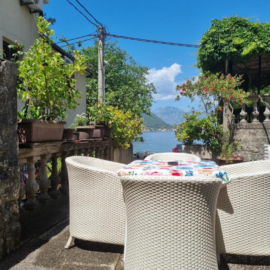 Apartment Jovan2,On The Beach With Free Wi-Fi Kotor Exterior photo